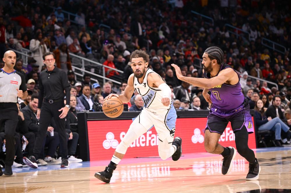 发出令人惊 发出令人惊