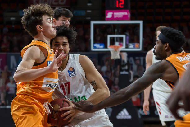 占全部体育 占全部体育